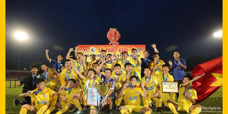 U15 vô địch -SLNA đoạt cú ăn 5